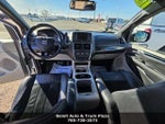 2018 Grand Caravan Thumbnail 3