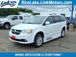 2019 Grand Caravan Thumbnail 1