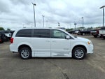 2019 Grand Caravan Thumbnail 7
