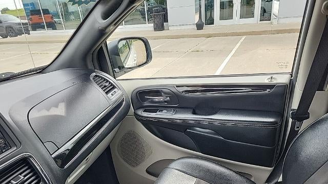 2019 Dodge Grand Caravan SXT 35th Anniversary Edition