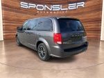 2019 Grand Caravan Thumbnail 3