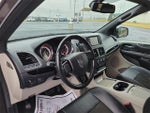 2019 Grand Caravan Thumbnail 3