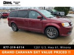 2017 Grand Caravan Thumbnail 1