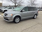 2018 Grand Caravan Thumbnail 1