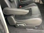2018 Grand Caravan Thumbnail 11