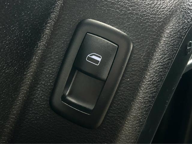 2014 Dodge Grand Caravan - $13,995