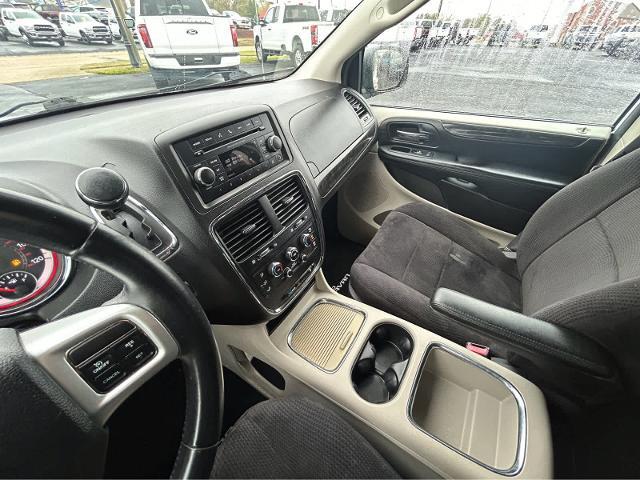 2014 Dodge Grand Caravan - $13,995