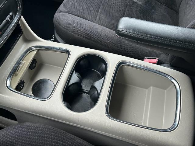 2014 Dodge Grand Caravan - $13,995
