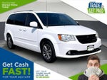 2017 Grand Caravan Thumbnail 1