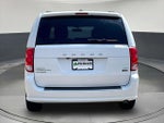 2017 Grand Caravan Thumbnail 6
