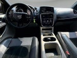 2017 Grand Caravan Thumbnail 9