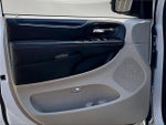 2017 Grand Caravan Thumbnail 23