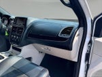 2017 Grand Caravan Thumbnail 30