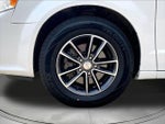 2017 Grand Caravan Thumbnail 36