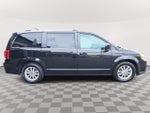 2020 Grand Caravan Thumbnail 5