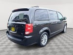 2020 Grand Caravan Thumbnail 6