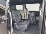 2020 Grand Caravan Thumbnail 15
