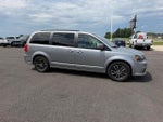 2019 Grand Caravan Thumbnail 4