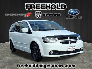 2017 Dodge Grand Caravan with White Knuckle Clearcoat Exterior