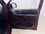 2018 Grand Caravan Thumbnail 10