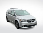 2018 Grand Caravan Thumbnail 2