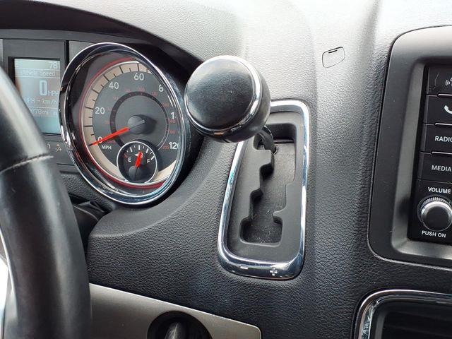 2017 Dodge Grand Caravan - $10,200