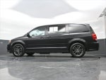 2017 Grand Caravan Thumbnail 28