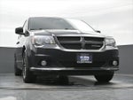 2017 Grand Caravan Thumbnail 33