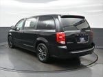2017 Grand Caravan Thumbnail 4