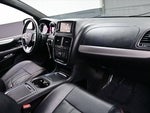 2017 Grand Caravan Thumbnail 15