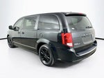 2019 Grand Caravan Thumbnail 2
