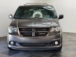 2017 Grand Caravan Thumbnail 4
