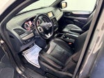 2017 Grand Caravan Thumbnail 14