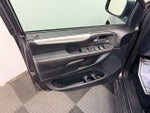 2017 Grand Caravan Thumbnail 18