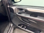 2017 Grand Caravan Thumbnail 36
