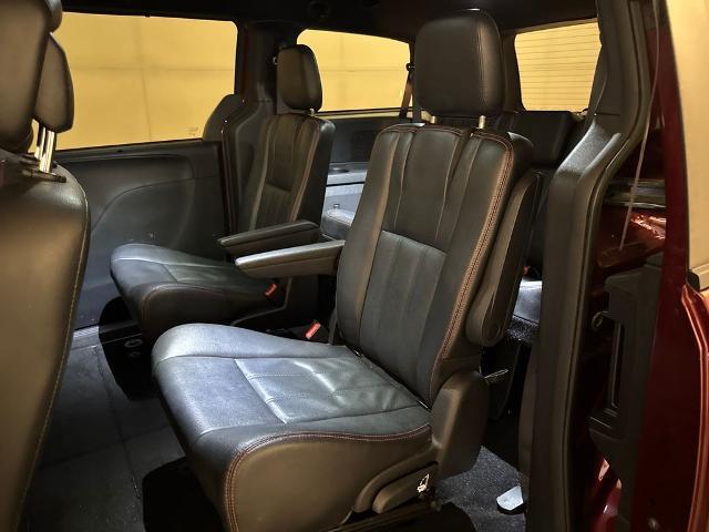 2019 Dodge Grand Caravan - $6,250