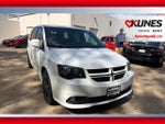 2019 Grand Caravan Thumbnail 1