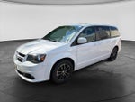 2019 Grand Caravan Thumbnail 3
