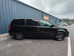 2016 Grand Caravan Thumbnail 4