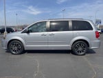 2017 Grand Caravan Thumbnail 2