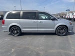 2017 Grand Caravan Thumbnail 6