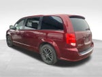 2018 Grand Caravan Thumbnail 3