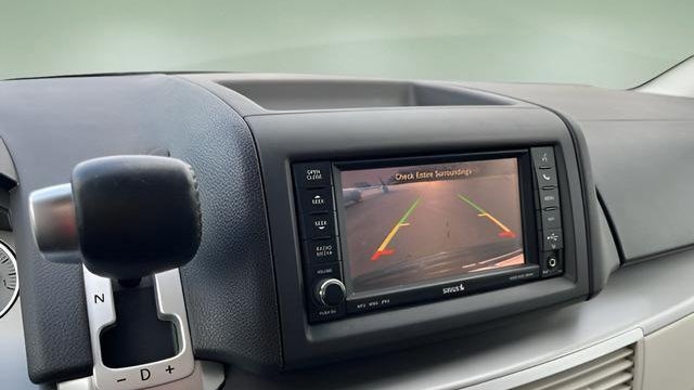 2013 Volkswagen Routan SE