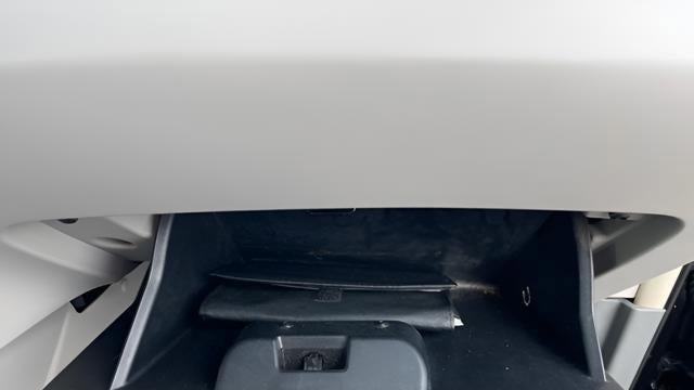 2013 Volkswagen Routan SE