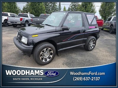 Photo of a 1993 GEO Tracker 2DR LSI 4WD SUV W/ Soft Top for sale