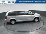 2010 Grand Caravan Thumbnail 38