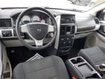 2010 Grand Caravan Thumbnail 10
