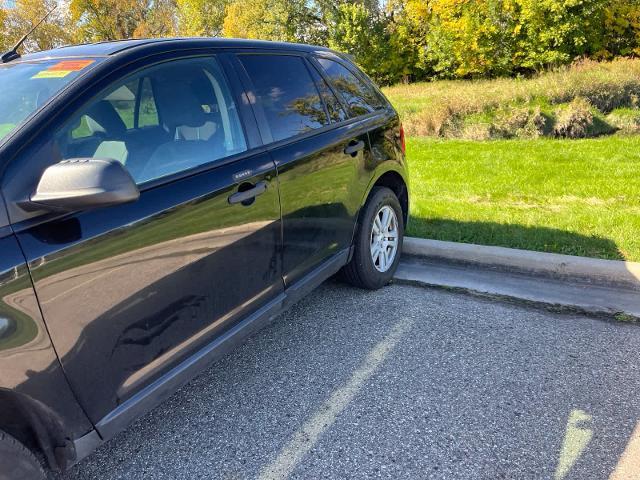 2011 Ford Edge - $2,180