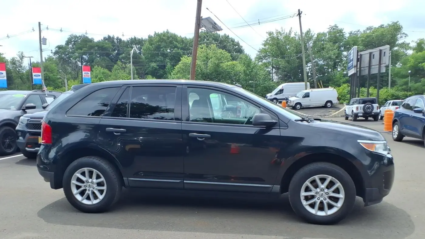 2014 Ford Edge SE