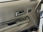 2010 Edge Thumbnail 16